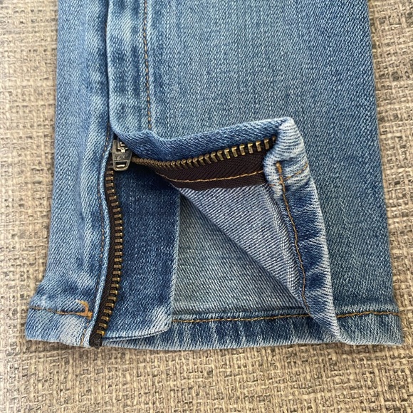 Rag & Bone Capri Zip Jean in Water Street - Picture 4 of 6